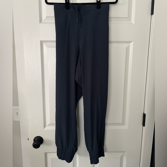Old Navy Joggers Navy blue - Picture 1 of 2
